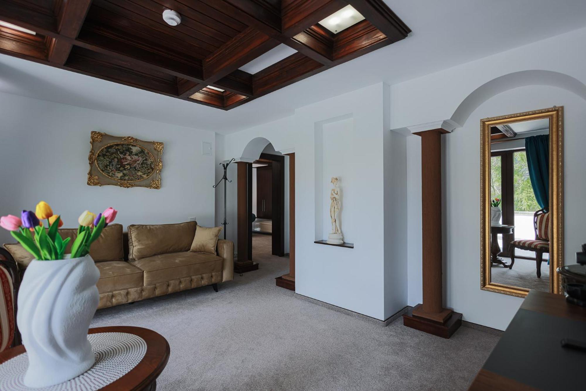 Villa Tom Sinaia Extérieur photo